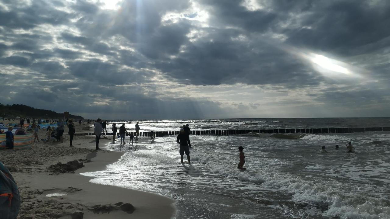 Domy Nad Zalewem Dziwnówek Exterior foto